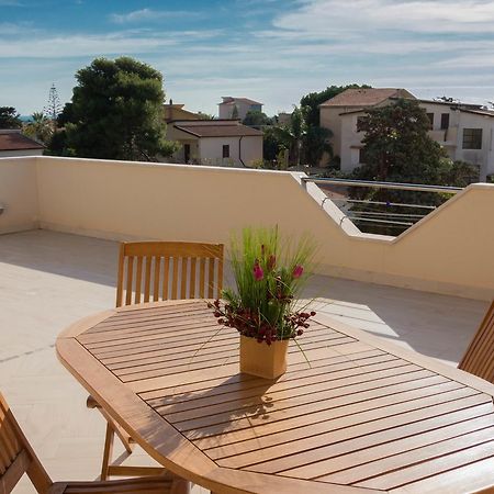 Bosco Sea Apartments Сан-Леоне Экстерьер фото