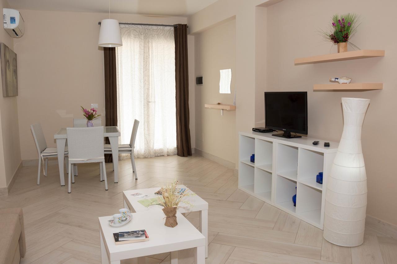 Bosco Sea Apartments Сан-Леоне Экстерьер фото