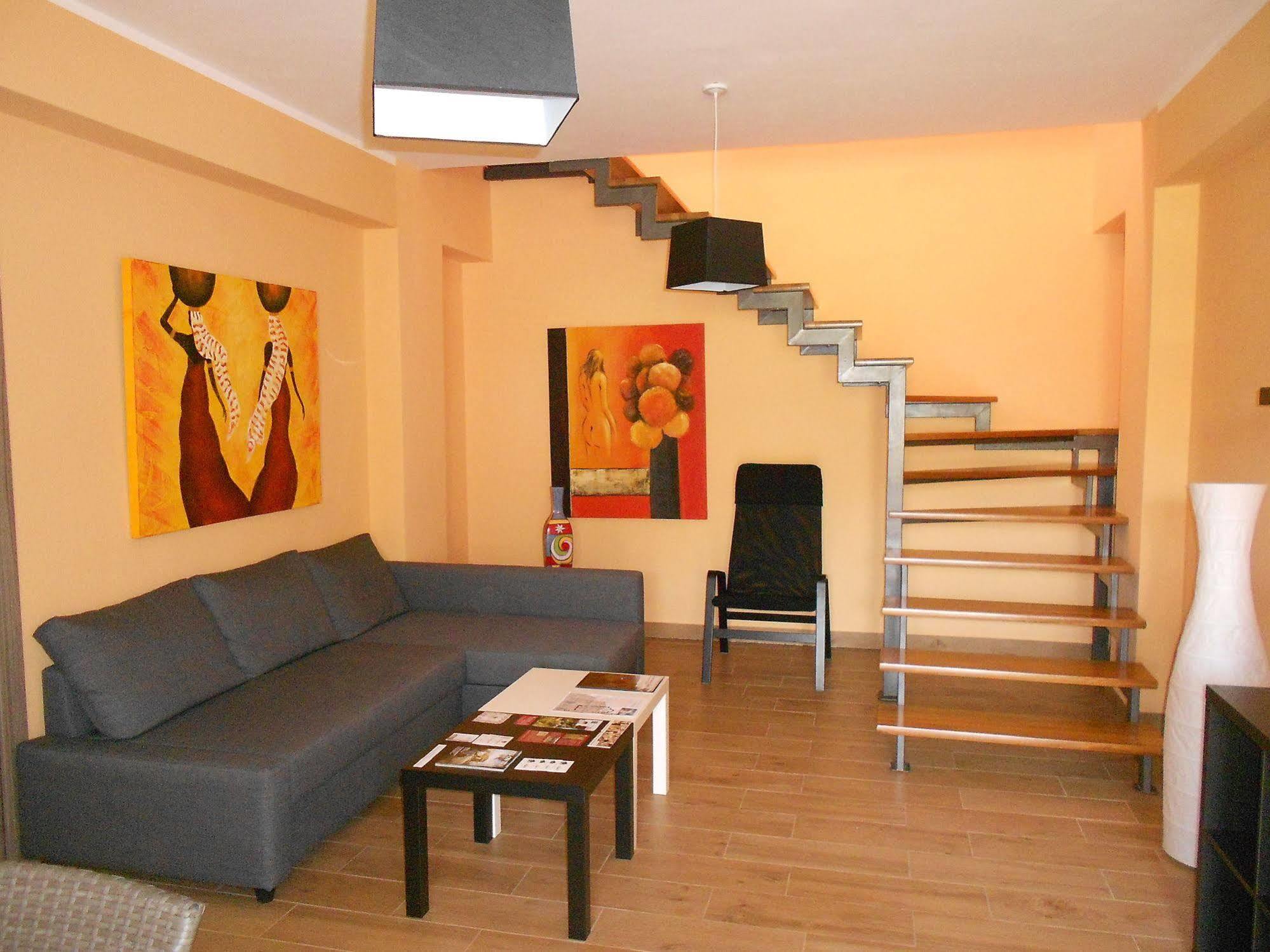 Bosco Sea Apartments Сан-Леоне Экстерьер фото