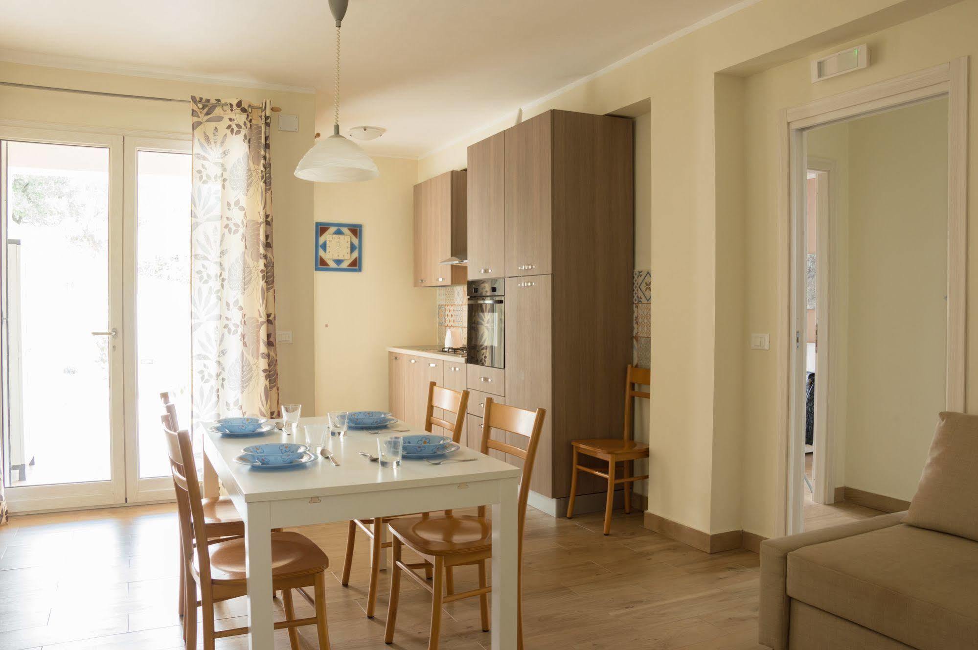 Bosco Sea Apartments Сан-Леоне Экстерьер фото